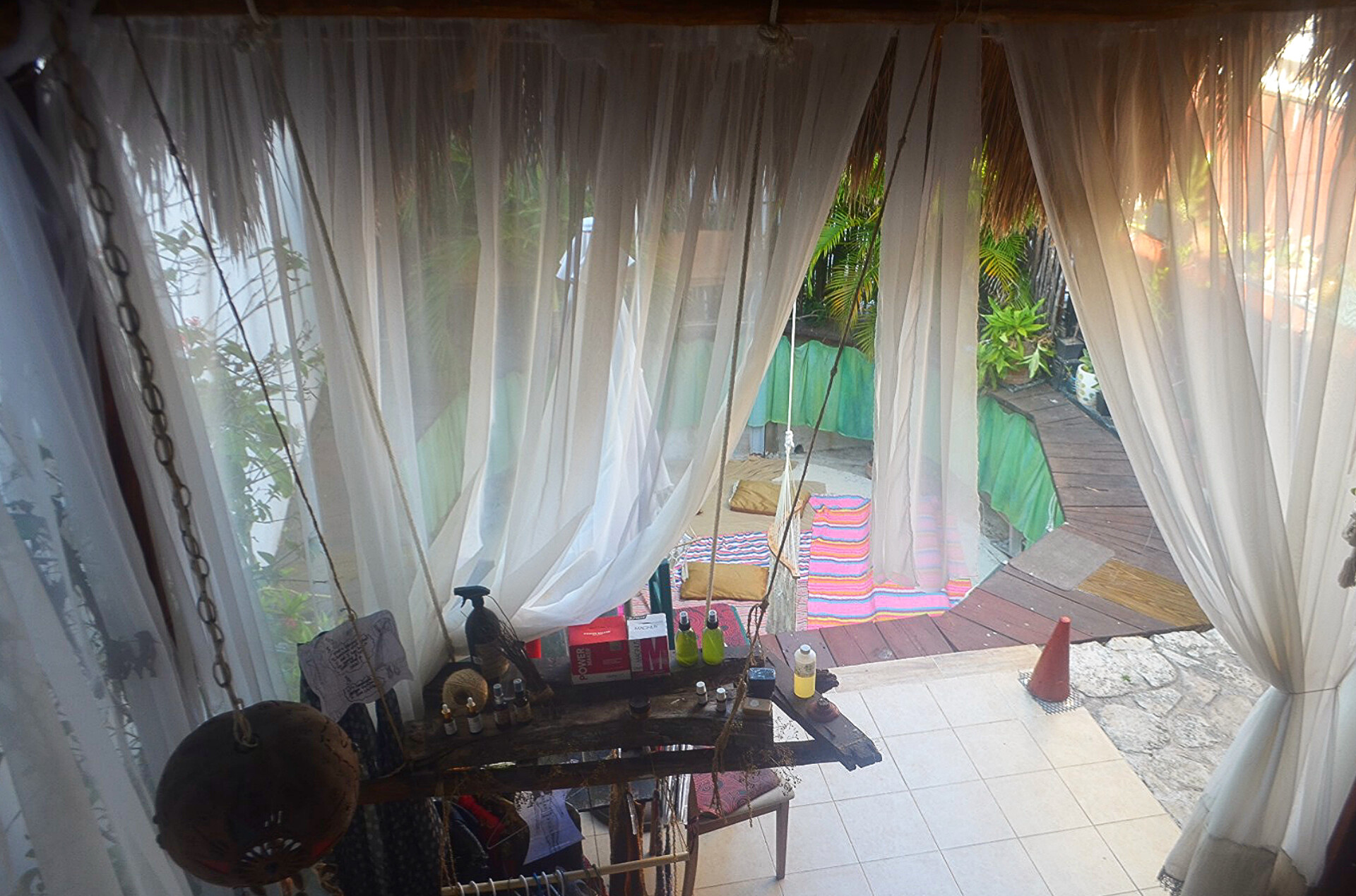 Earthing clubhouse pdc mx PmA detox and earthing clinic for retreats rooftop, sunbathing and gazing events. Earthing mats. Earthing circle.